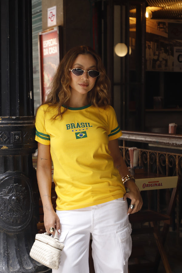 Camiseta baby look do Brasil feminina Verde Amarelo com bordado e bandeira