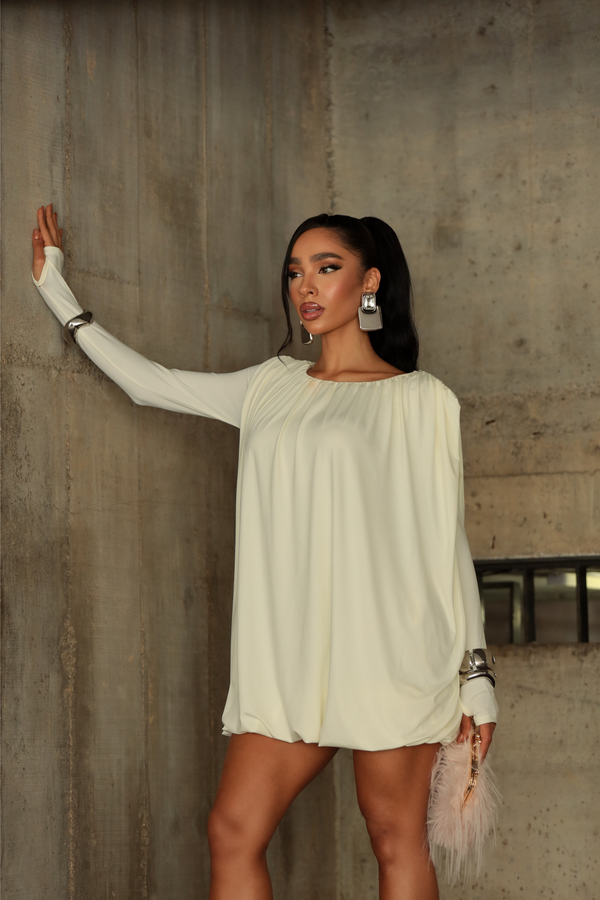 Vestido feminino manga longa balloon com barra franzida off white — Celeste Náurea