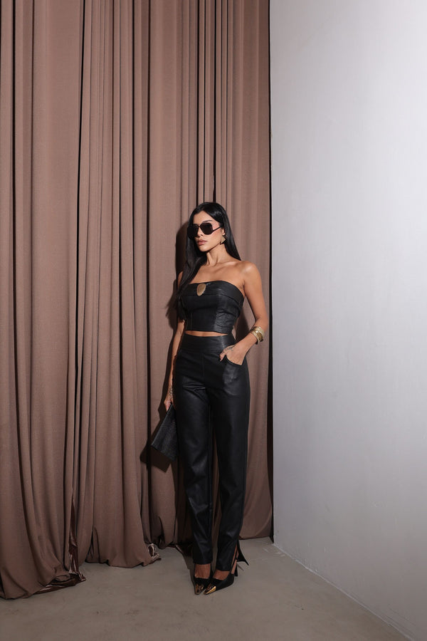 Conjunto de couro feminino top tomara que caia e calça cintura alta marsala — Dark Obsession Náurea