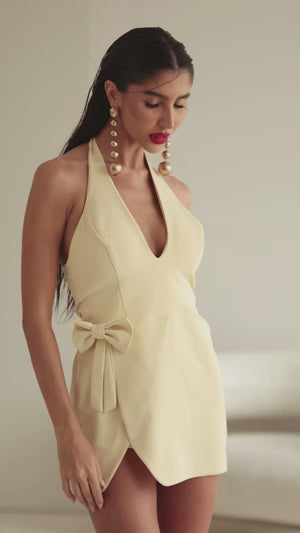 Vestido Curto Transpassado Amarelo Feminino — Soft Charm — Náurea Collection
